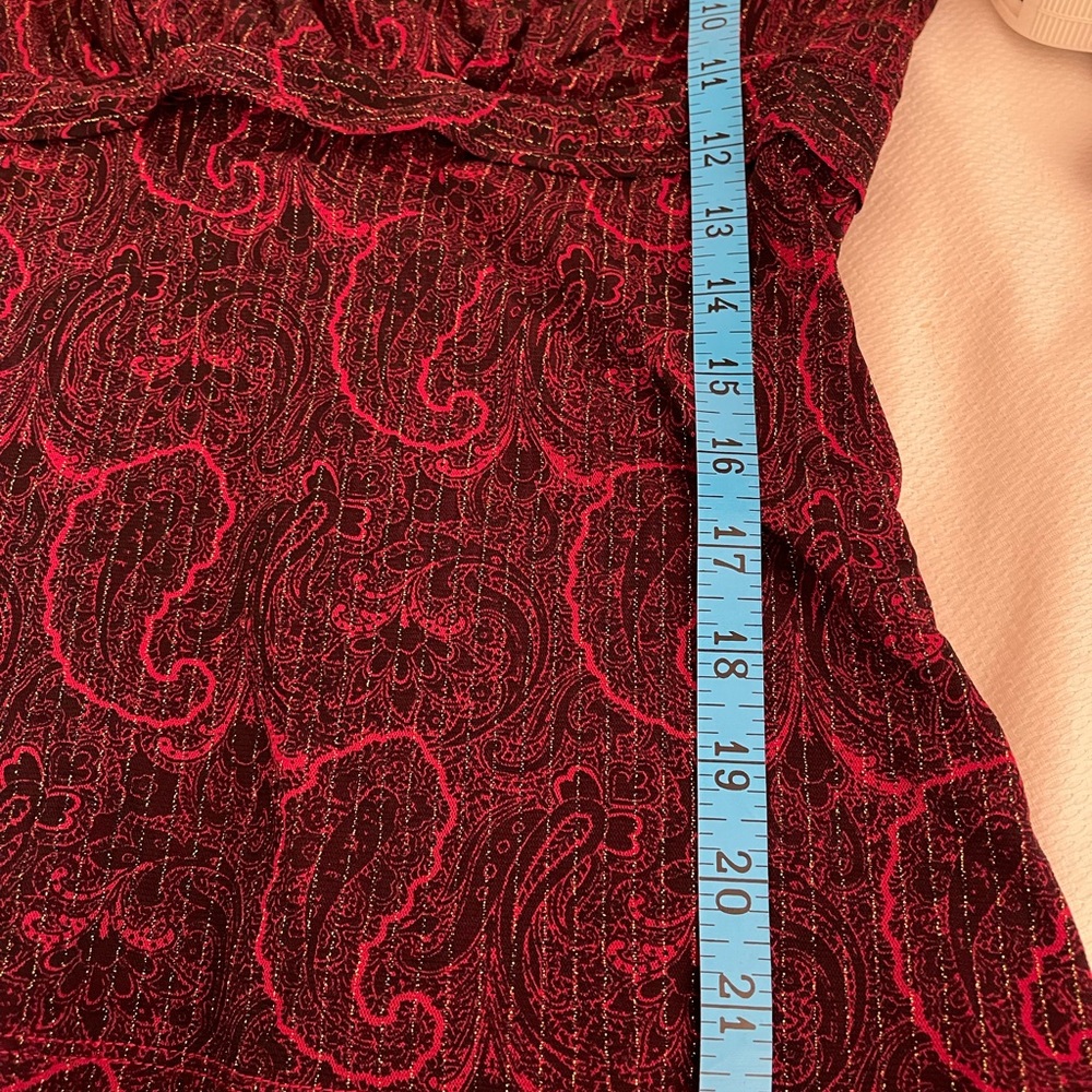 Blouse - Picture 2 of 3